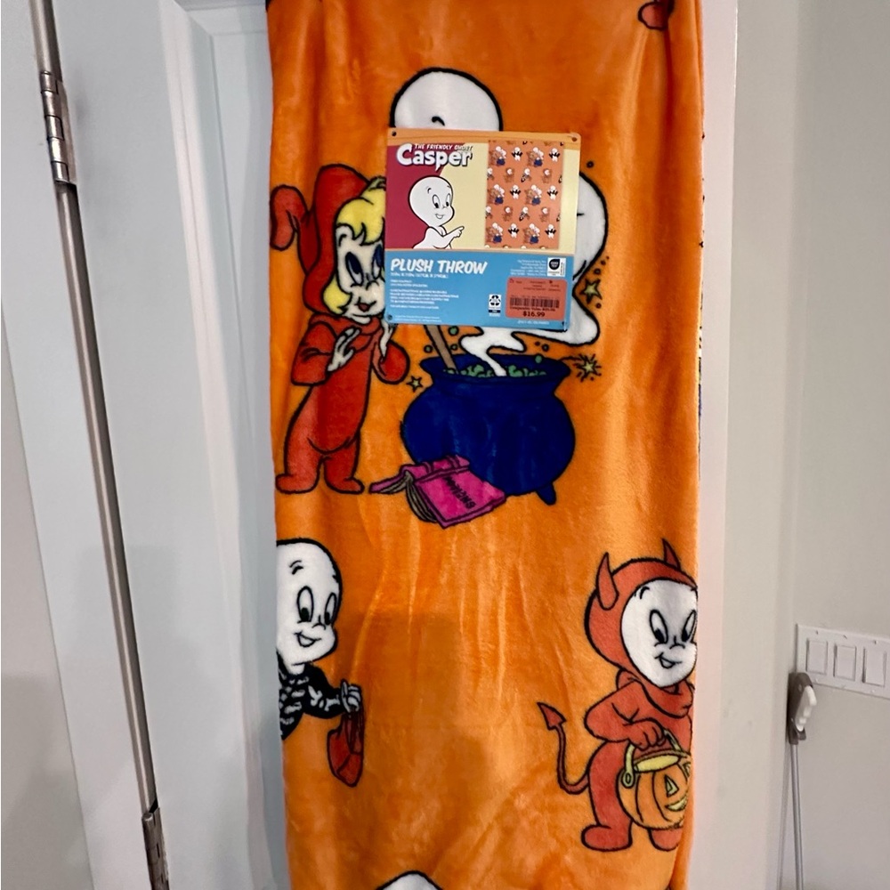 Casper Orange Halloween 🎃 Plush Throw Blanket NWT